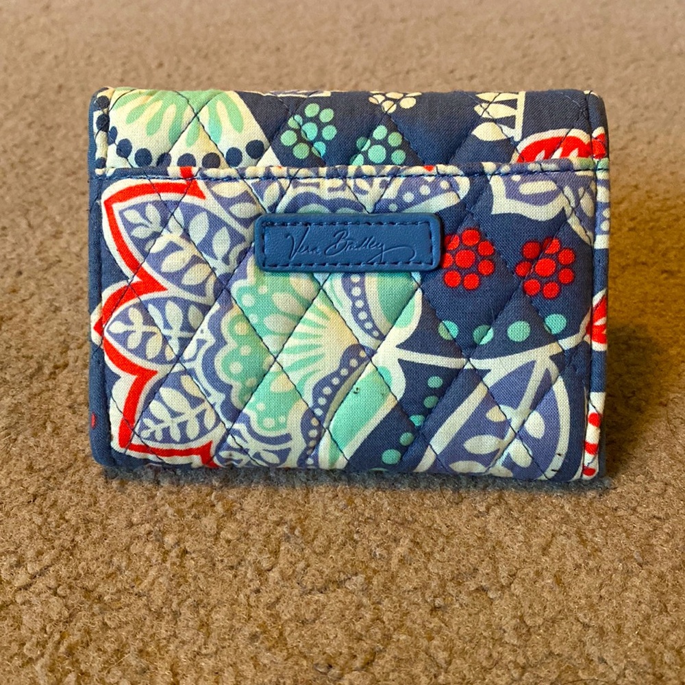 VERA BRADLEY wallet